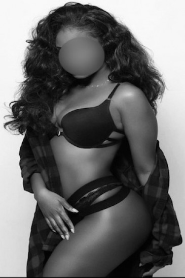 April Sparkles full of life 23 years old - striptease escort